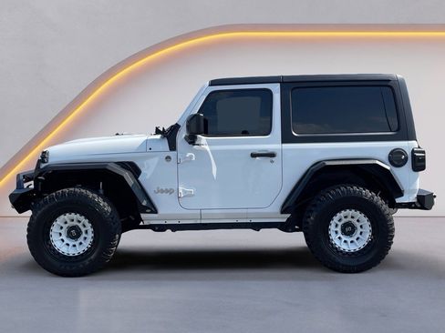 Used 2019 Jeep Wrangler Sport image 4