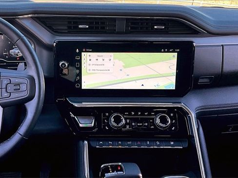 Used 2024 GMC Sierra 1500 Denali w/ Technology Package image 10