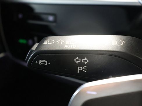 Used 2024 Audi A8 L 3.0T w/ Executive Package image 44