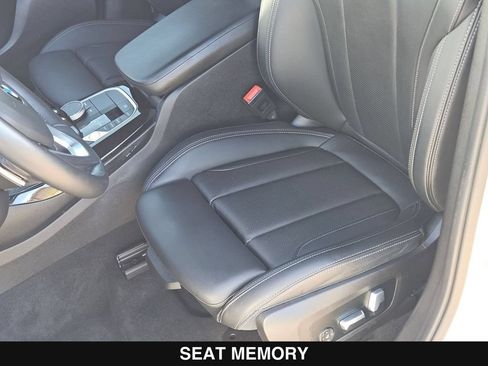 Used 2023 BMW X3 sDrive30i w/ Premium Package RWD image 16