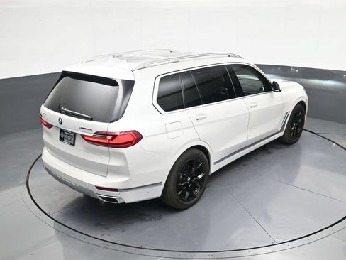 Used 2021 BMW X7 xDrive40i w/ Premium Package AWD/4WD image 34