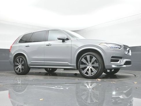 Used 2024 Volvo XC90 B6 Plus w/ Protection Package image 37