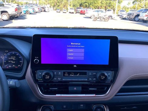 New 2026 Toyota Grand Highlander AWD Hybrid image 17