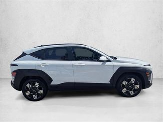 Used 2024 Hyundai Kona SEL w/ Convenience Package FWD video 4