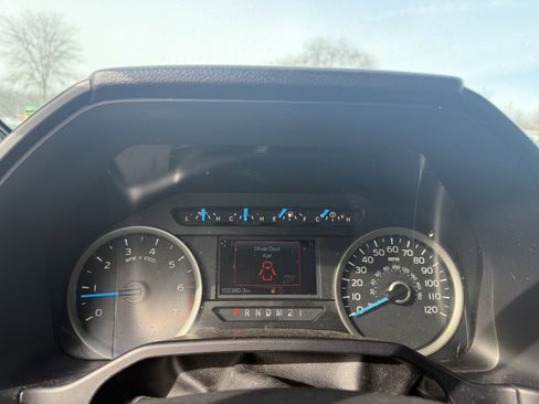 Used 2016 Ford F150 XLT w/ Equipment Group 302A Luxury image 13