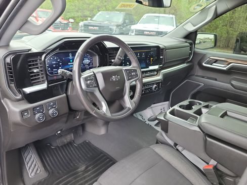 Used 2022 Chevrolet Silverado 1500 RST image 17