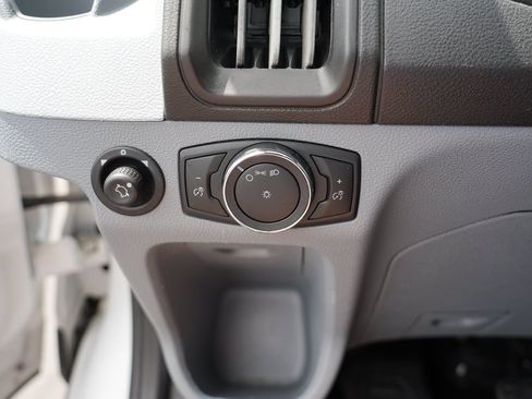Used 2018 Ford Transit 350 XL RWD image 31