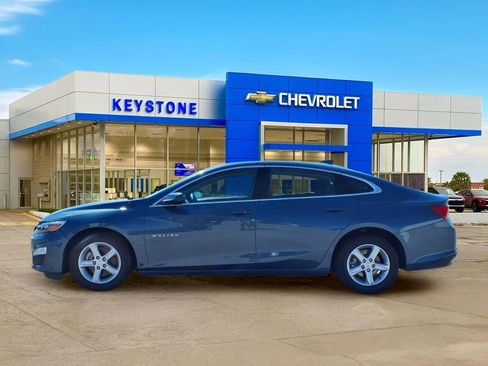 Used 2024 Chevrolet Malibu LT FWD image 4