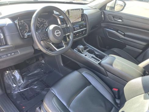 Used 2022 Nissan Pathfinder SL w/ SL Premium Package image 12