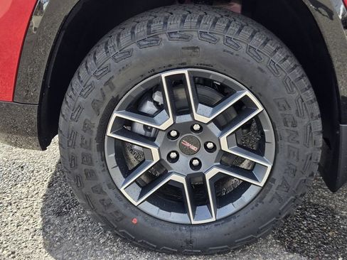 New 2026 GMC Terrain AT4 image 7
