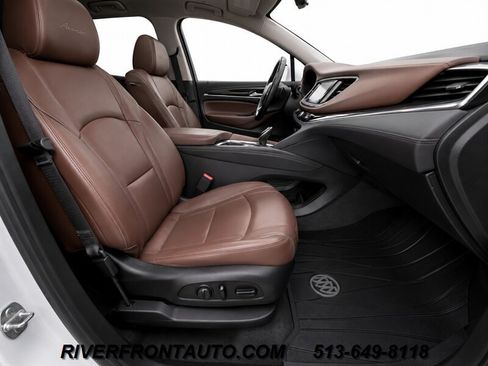 Used 2018 Buick Enclave Avenir w/ Avenir Technology Package AWD/4WD image 23