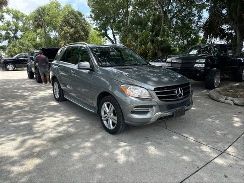 Used 2014 Mercedes-Benz ML 350 4MATIC image 4