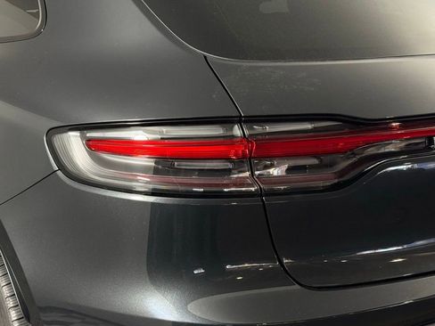 New 2026 Porsche Macan image 16