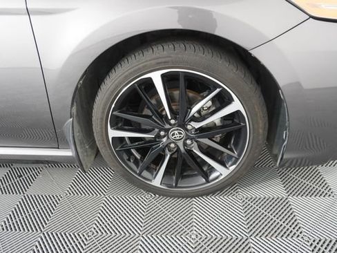 Used 2020 Toyota Camry XSE image 14