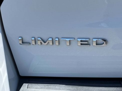 Used 2022 Ford Expedition Max Limited RWD image 24