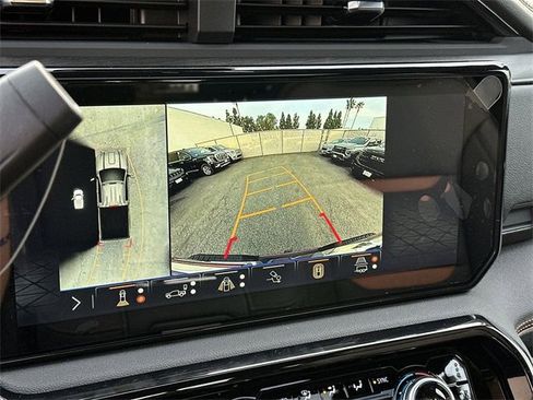 New 2026 GMC Sierra 2500 AT4 w/ AT4 Premium Plus Package image 15