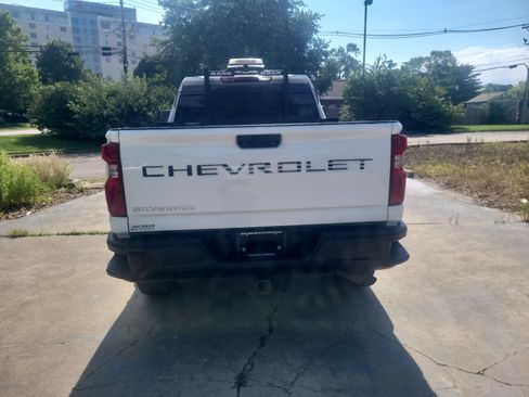 Used 2024 Chevrolet Silverado 2500 W/T w/ WT Fleet Convenience Package AWD/4WD image 4