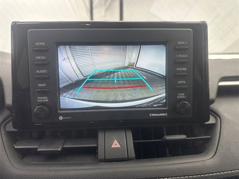 Used 2022 Toyota RAV4 XLE image 30