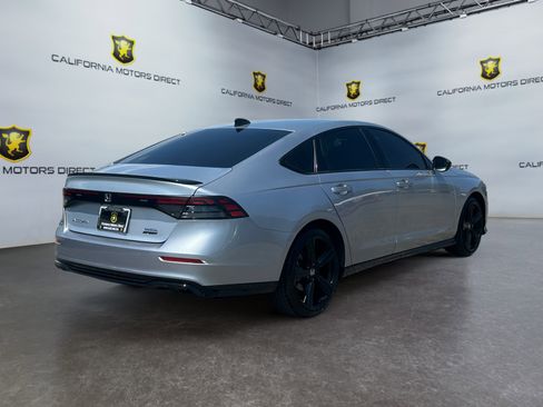 Used 2025 Honda Accord Sport image 5