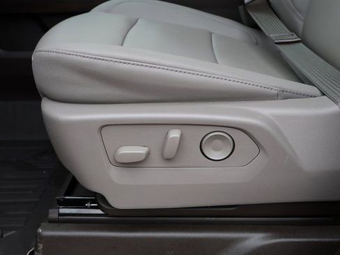 New 2026 GMC Sierra 2500 SLT w/ SLT Premium Package image 42