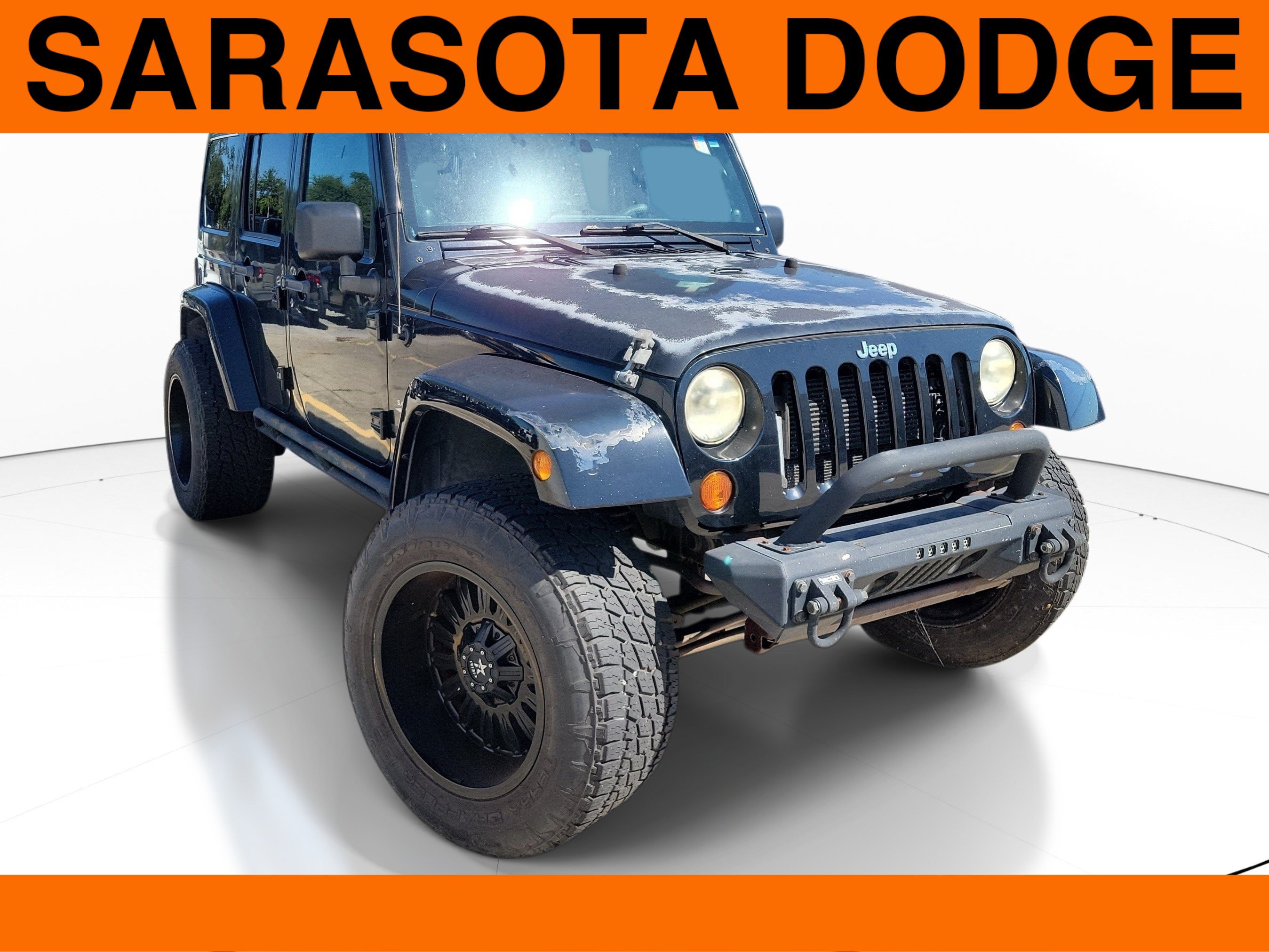 Used 2012 Jeep Wrangler Unlimited Sahara w/ Connectivity Group AWD/4WD image 1