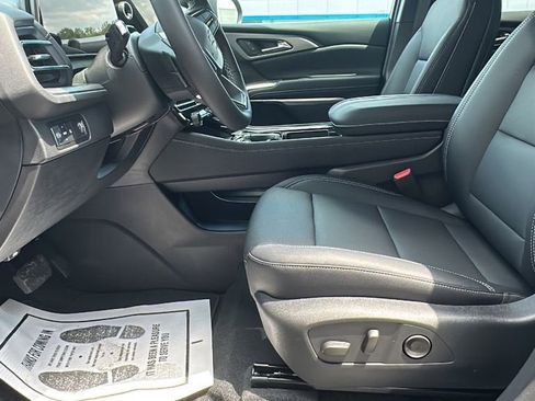 New 2026 Chevrolet Traverse LT w/ Enhanced Driving Package image 10