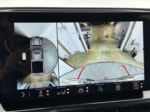 New 2025 GMC Sierra 1500 Elevation w/ Elevation Premium Package image 30