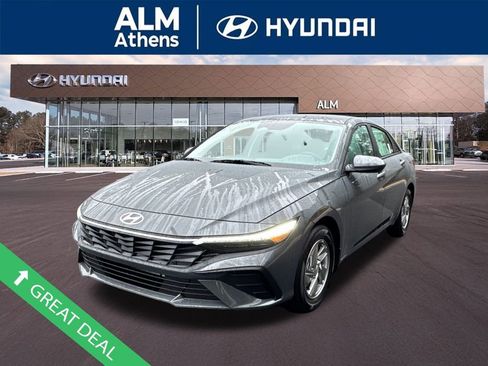 New 2026 Hyundai Elantra SE image 1