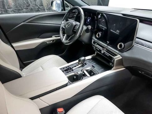 Used 2023 Lexus RX 350 Premium Plus w/ Accessory Package AWD/4WD image 27