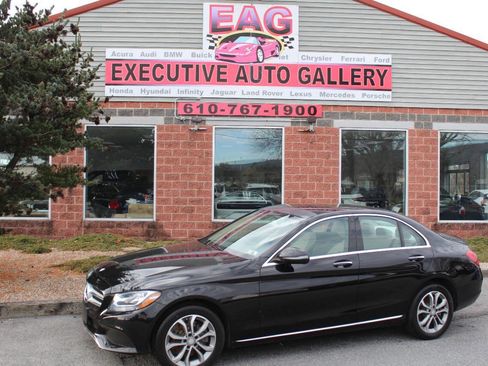 Used 2016 Mercedes-Benz C 300 4MATIC Sedan image 1