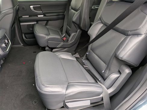 New 2025 Ford Expedition Platinum image 19