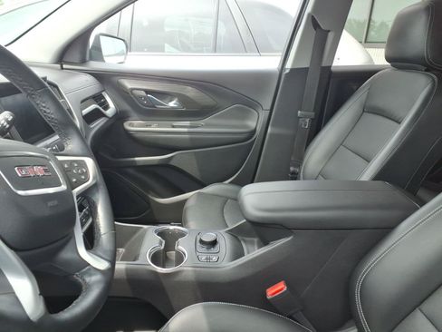 Used 2023 GMC Terrain SLT AWD/4WD image 7