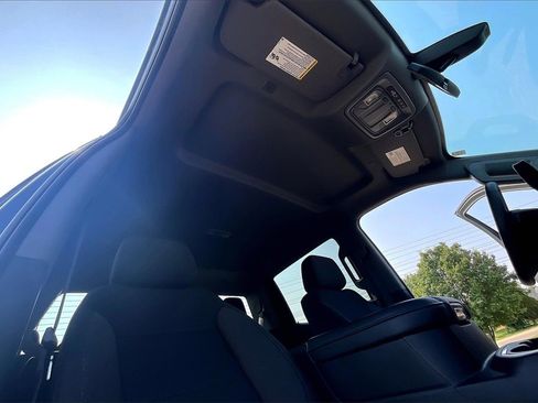 Used 2022 Chevrolet Silverado 1500 LT Trail Boss w/ Bed Protection Package image 21