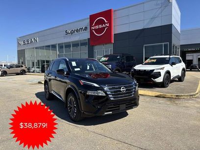 New 2026 Nissan Rogue Platinum w/ Tech Package