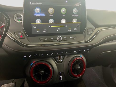 Used 2023 Chevrolet Blazer RS w/ Enhanced Convenience Package image 16