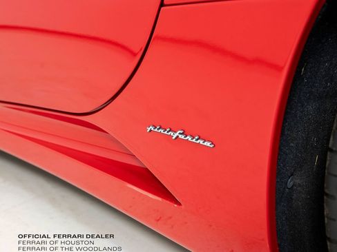 Used 2010 Ferrari California RWD image 36