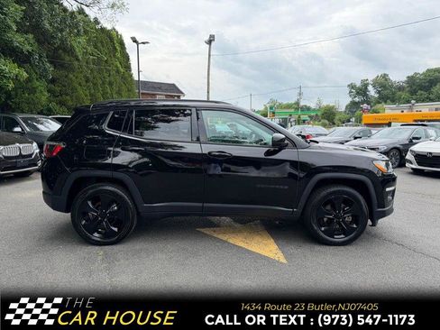 Used 2018 Jeep Compass Latitude AWD/4WD image 7