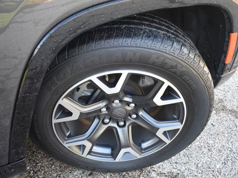 Used 2024 Jeep Wagoneer Series III image 14