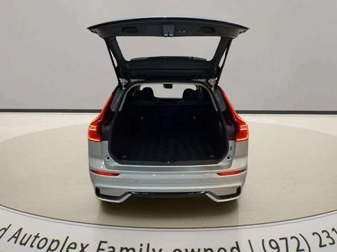 Used 2025 Volvo XC60 B5 Core AWD/4WD image 66