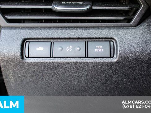 Used 2025 Nissan Altima 2.5 SR FWD image 25