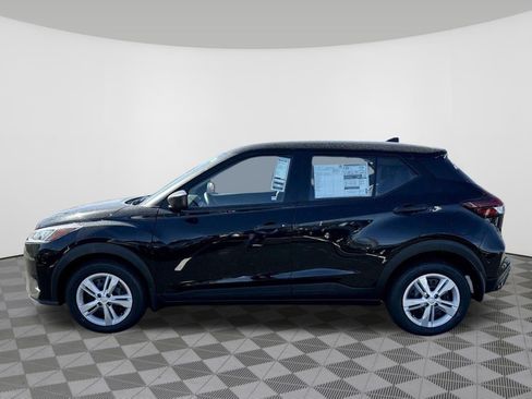 Certified 2025 Nissan Kicks Play S FWD image 16