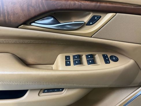 Used 2017 Cadillac Escalade Platinum image 56
