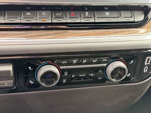 New 2026 Chevrolet Silverado 1500 LT image 17