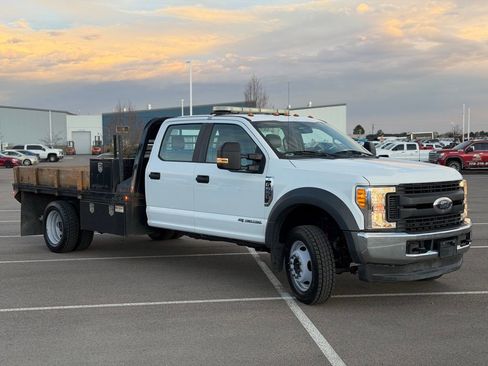 Used 2017 Ford F550 4x4 Crew Cab Super Duty image 5