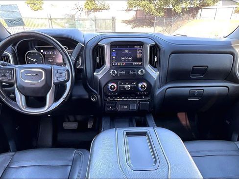 Used 2020 GMC Sierra 2500 Denali w/ Denali Ultimate Package image 17