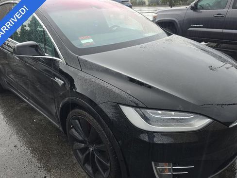 Used 2016 Tesla Model X Performance image 2