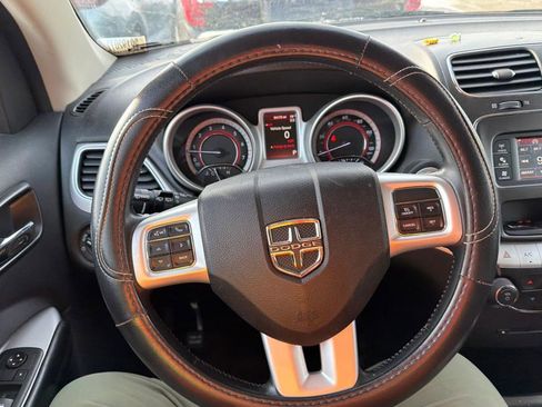 Used 2020 Dodge Journey SE w/ SE Popular Equipment Group FWD image 20