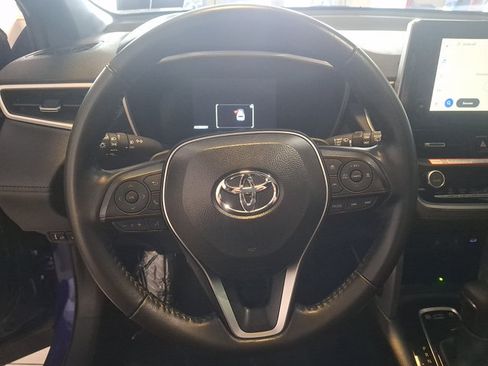 Used 2025 Toyota Corolla Cross AWD Hybrid w/ Convenience Package image 19
