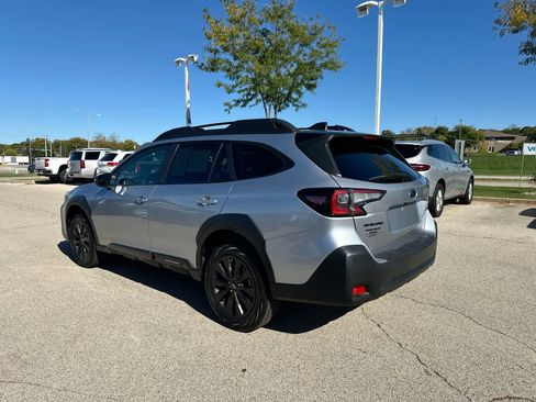 Certified 2025 Subaru Outback Onyx Edition image 11