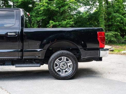 Used 2021 Ford F250 XLT w/ XLT Premium Package AWD/4WD image 5
